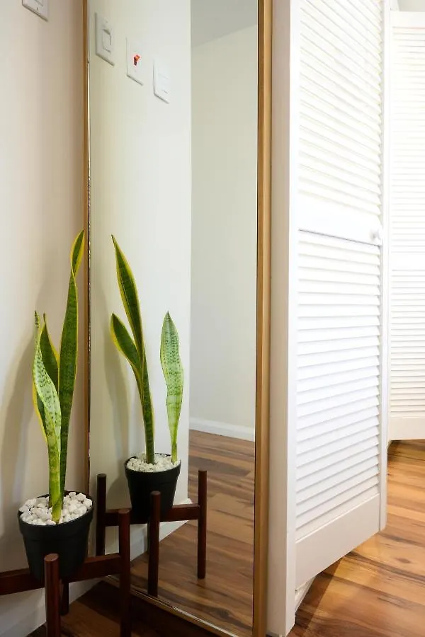 The Cozy Condo - A Modern Retreat Arouca