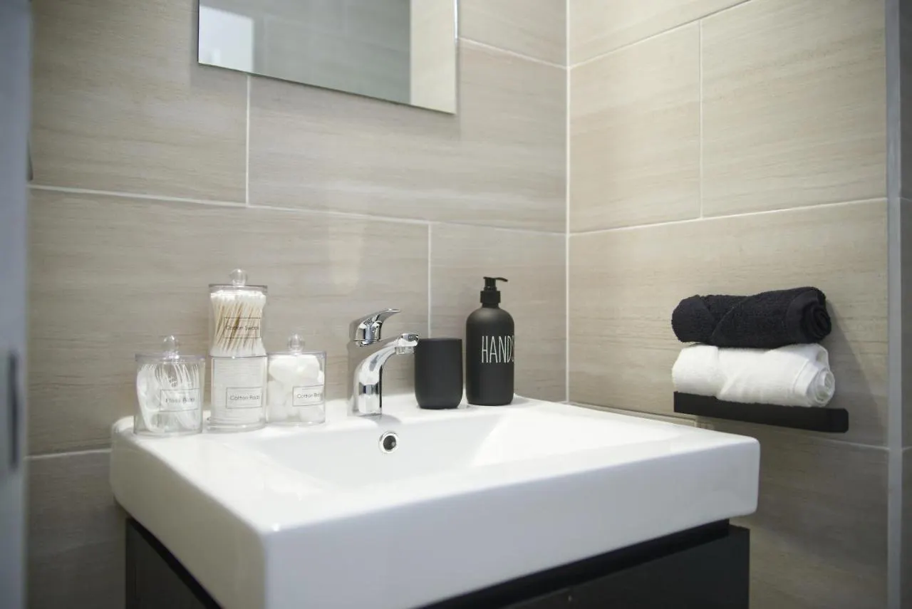 Arouca The Cozy Condo - A Modern Retreat טרינידד וטובגו